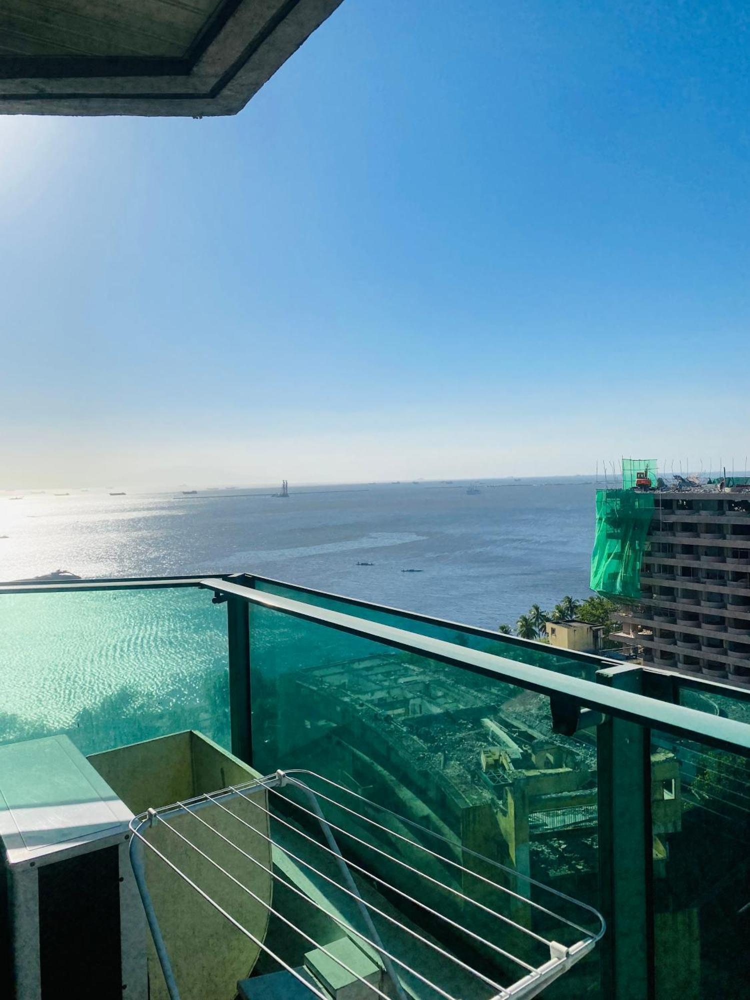 Hotel Baywatch Tower Manila Exterior foto