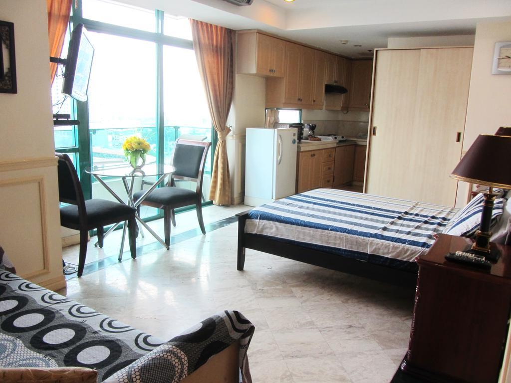 Hotel Baywatch Tower Manila Exterior foto